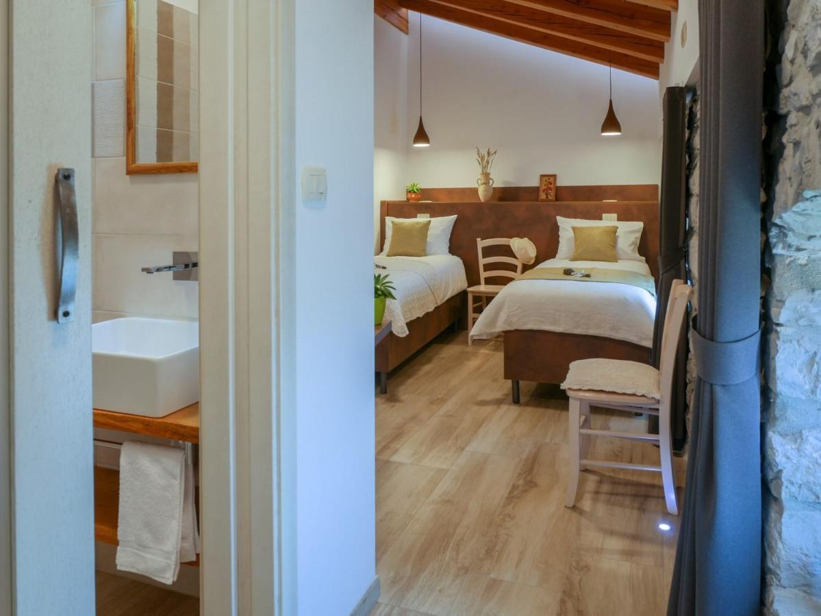 Apartmaji In Sobe Odlicna Hisa Štanjel Eksteriør billede