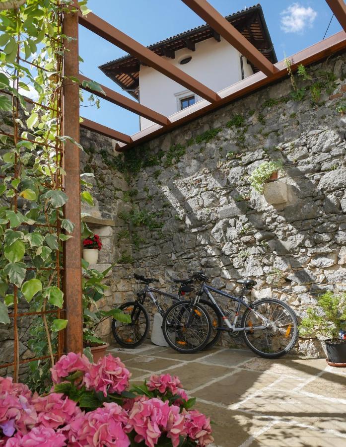Apartmaji In Sobe Odlicna Hisa Štanjel Eksteriør billede